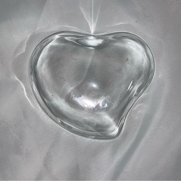 TIFFANY & CO. x ELSA PERRETI lead crystal HEART ring/trinket box - Picture 7 of 8